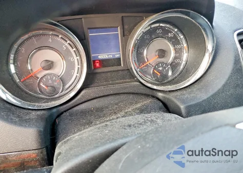 2014 Chrysler Town & Country Touring z USA, uszkodzony, nr VIN 2C4RC1BG8ER307685